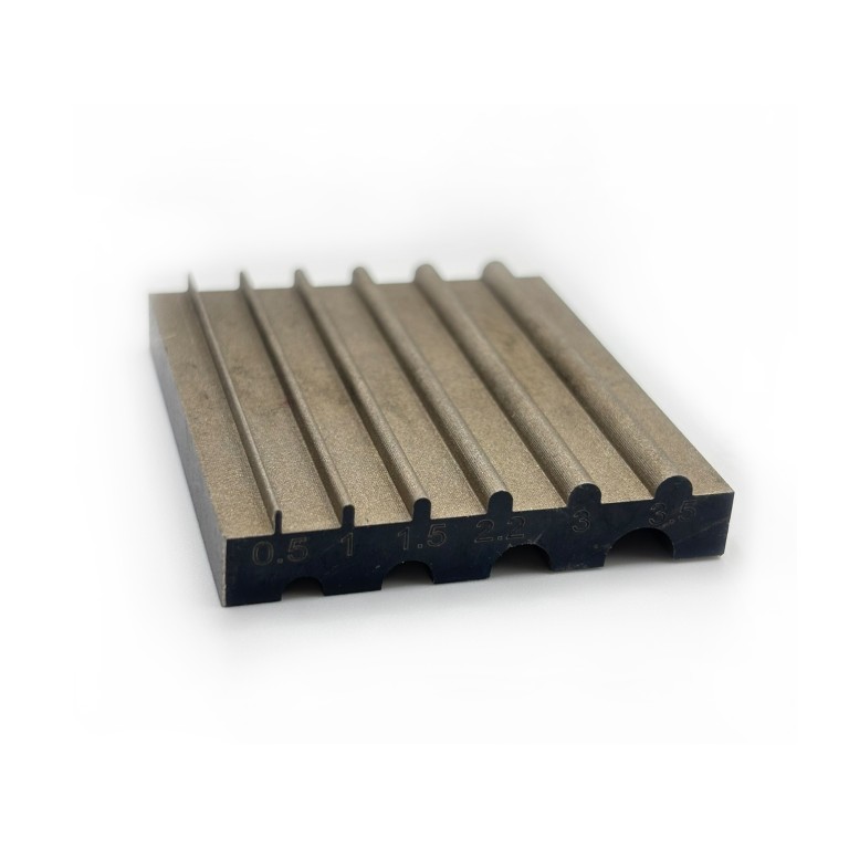 Steel Leather Edge Bevelers Sharpen Grinding, measuring 50 x 45 x 9 mm Ideal for Leather Crafting - 2 Square Male Sides Steel Leather Edge Bevelers Sharpen Grinding, measuring 50 x 45 x 9 mm Ideal for Leather Crafting - 2 Square Male Sides