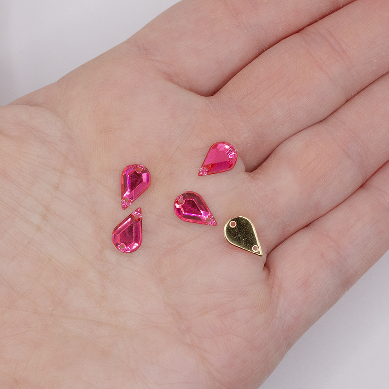 30pcs W-23 6x10mm Hot Pink 2-Hole Sew-On Acrylic Teardrop Rhinestones 30pcs W-23 6x10mm Hot Pink 2-Hole Sew-On Acrylic Teardrop Rhinestones