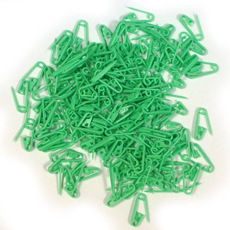 HAND ® Green Plastic Safety Pins for Garment Label Hang Tags Fasteners Assorted Colours - Pack of 1000 HAND ® Green Plastic Safety Pins for Garment Label Hang Tags Fasteners Assorted Colours - Pack of 1000